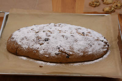 http://musisci.de/rezepte/bilder/weihnachtsstollen.jpg